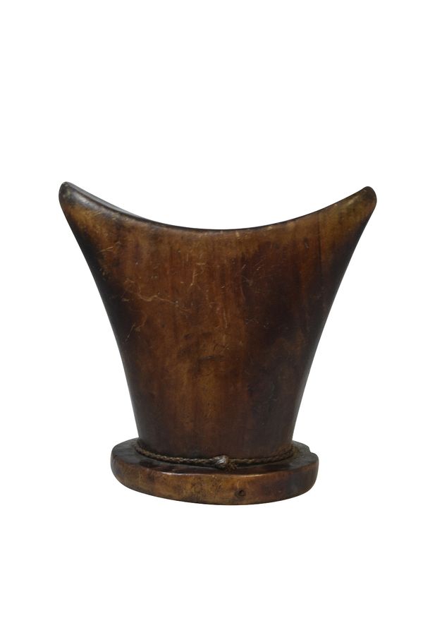 GURAGE (ETHIOPIA) NECK REST