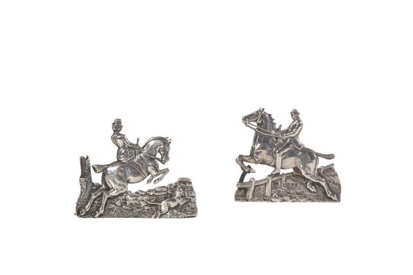 PAIR OF SILVER MENU HOLDERS in the form of hunting scenes