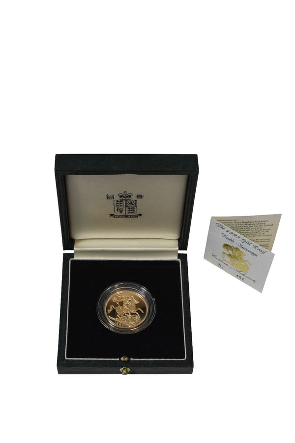 1993 GOLD ROYAL MINT DOUBLE SOVEREIGN 22ct Gold. 15.98g