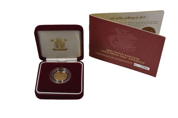 CASED 2005 ROYAL MINT GOLD PROOF HALF- SOVEREIGN