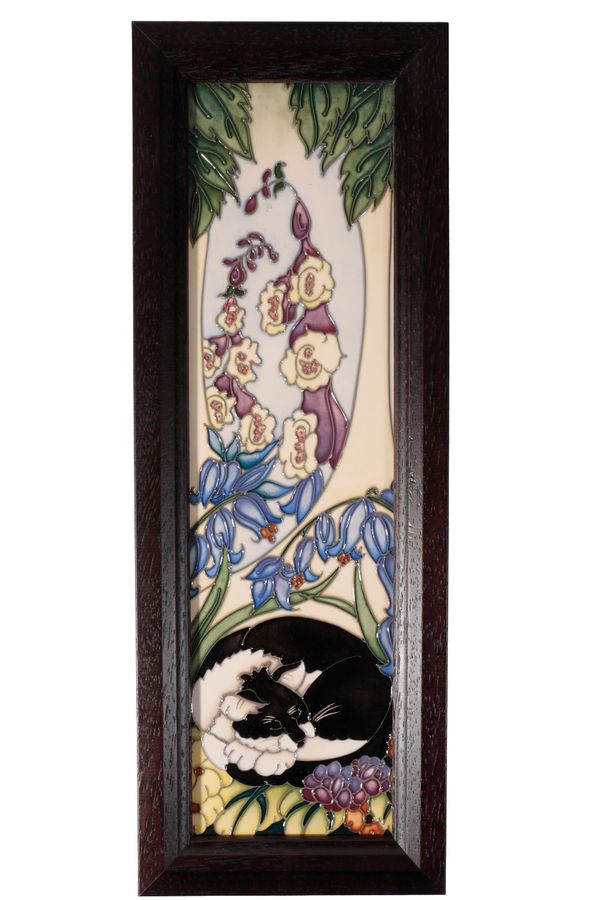 MOORCROFT: A "CAT NAP" PLAQUE