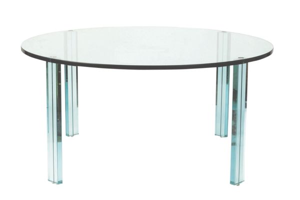 FONTANA ARTE: A GLASS DINING TABLE