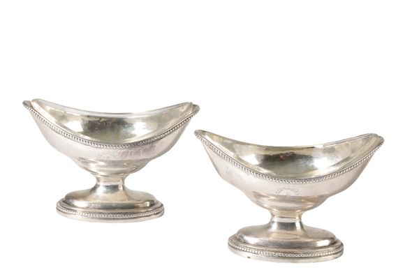 PAIR OF GEORGE III SILVER SALTS, BY ROBERT HENNELL, LONDON 1784