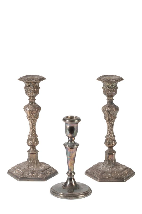 PAIR OF VICTORIAN SILVER CANDLESTICKS, LONDON 1897