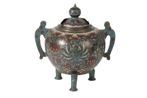 CHINESE CLOISONNE GARNITURE, LATE QING DYNASTY