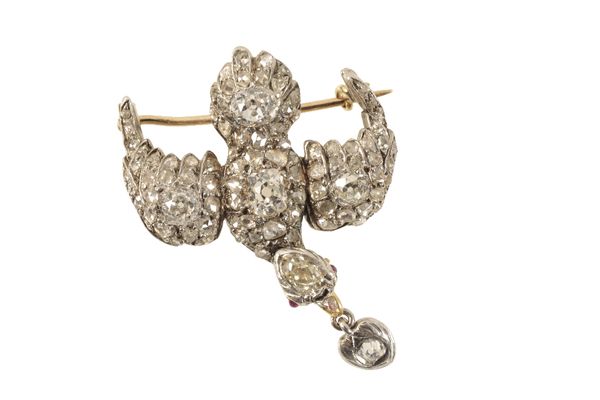 A VICTORIAN DIAMOND ST. ESPRIT DOVE BROOCH