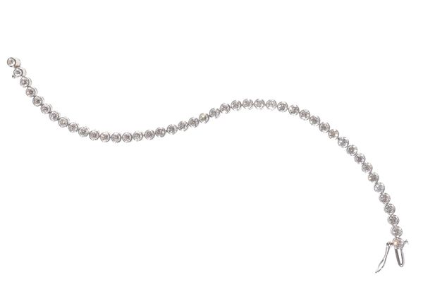 A DIAMOND TENNIS BRACELET