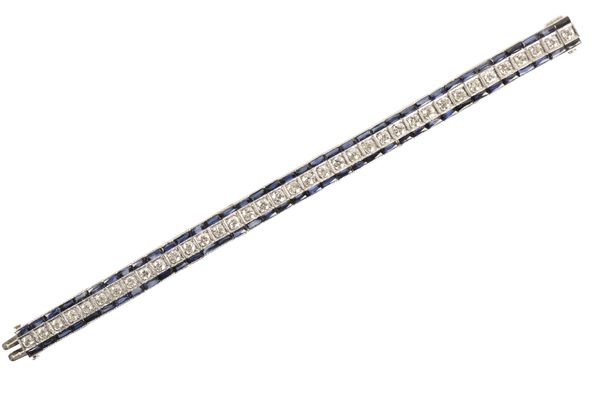 AN ART DECO DIAMOND AND SYNTHETIC SAPPHIRE BRACELET