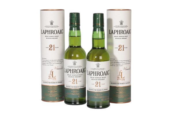 LAPHROAIG SINGLE MALT SCOTCH WHISKY, AGED 21 YEARS