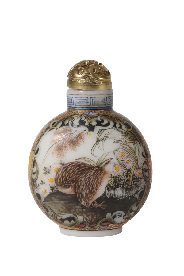 ENAMELLED GLASS SNUFF BOTTLE, QIANLONG SEAL MARK AND PROBABLY OF THE PERIOD