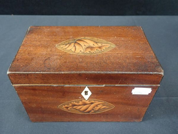 A GEORGIAN MAHOGANY TEA CADDY