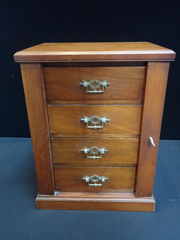 VICTORIAN WALNUT MINIATURE CHEST OF FOUR DRAWERS