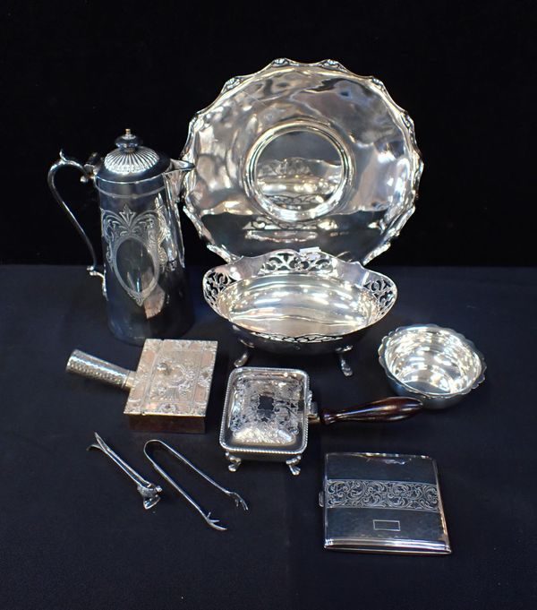 A QUANTITY OF SILVER PLATED WARE