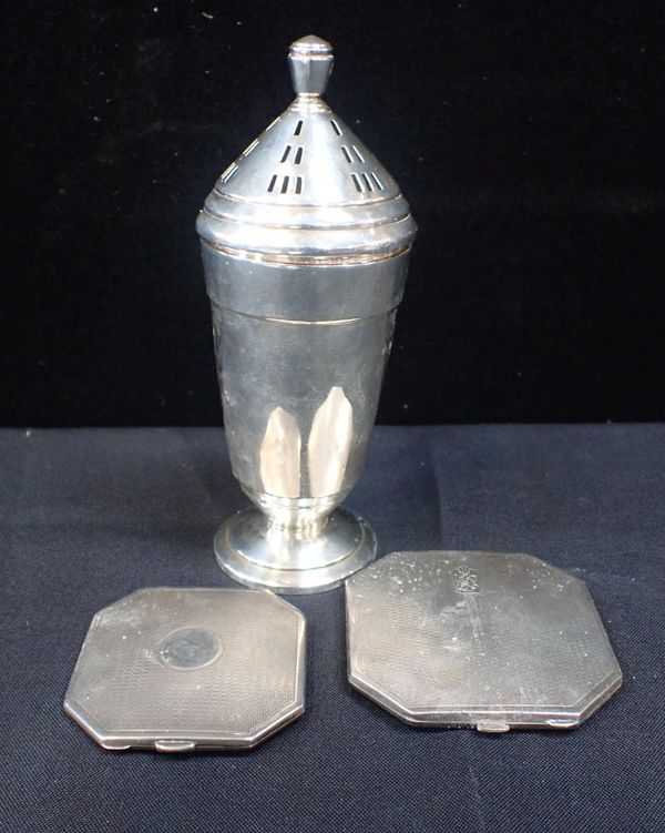 A GEORGE V SILVER SUGAR CASTER OF ART DECO DESIGN