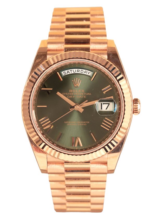 ROLEX OYSTER PERPETUAL DAY-DATE: A GENTLEMAN'S 18CT ROSE GOLD BRACELET WATCH