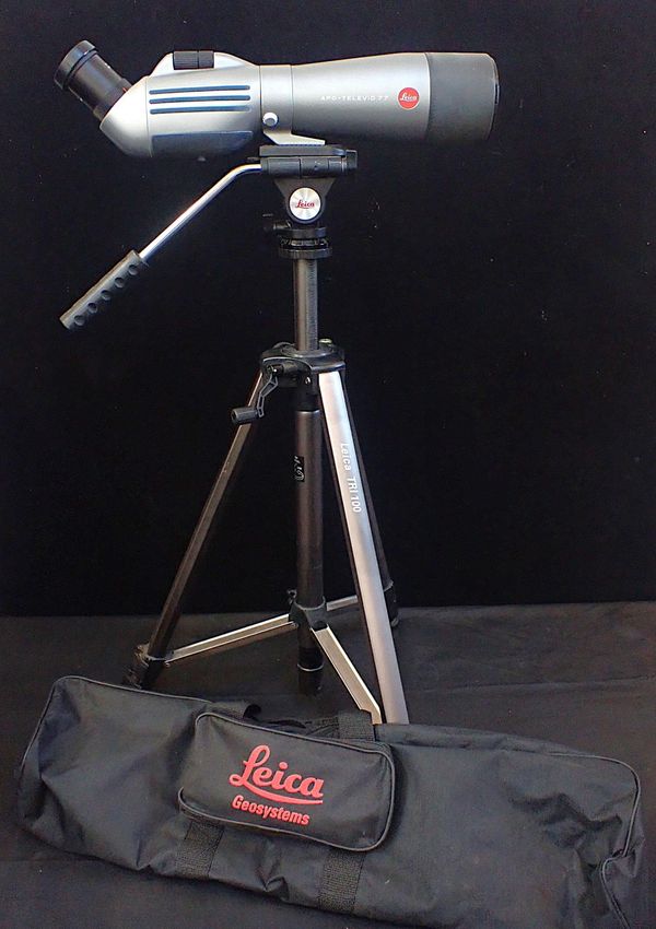 LEICA APO-TELEVID 77 ANGLED SPOTTING SCOPE