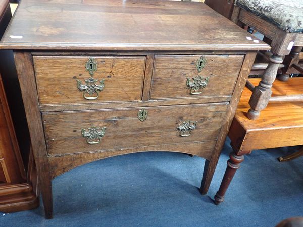 A 19th CENTURY OAK DRESSING CHEST