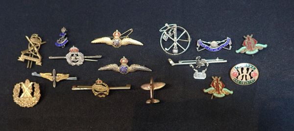 A COLLECTION OF SWEETHEART BROOCHES