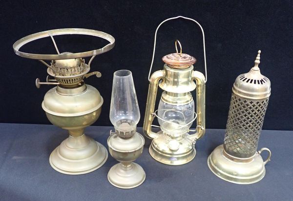 A DIETZ PARAFFIN LANTERN