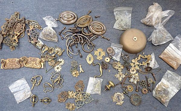 A QUANTITY OF BRASS FURNITURE HANDLES,