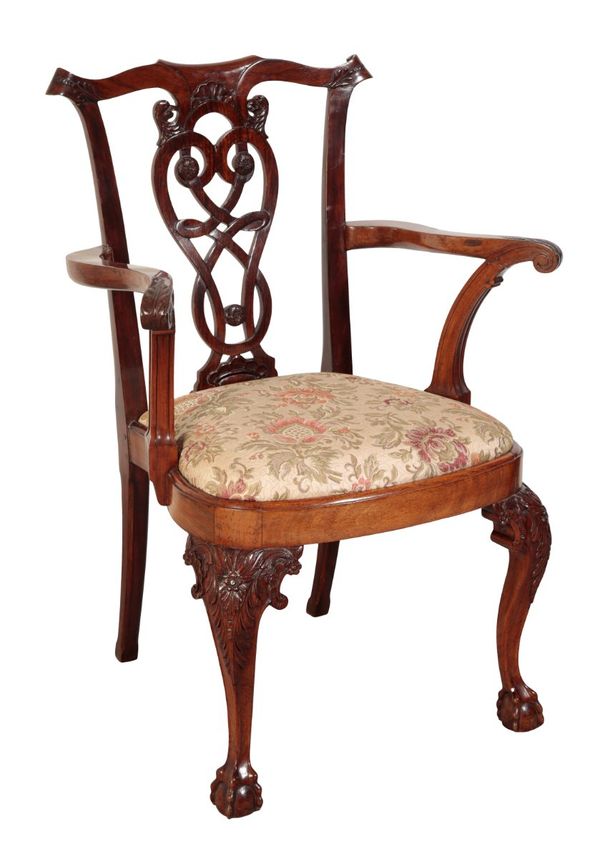 A GEORGE II STYLE MAHOGANY ELBOW CHAIR IN THE MANNER OF THOMAS CHIPPENDALE