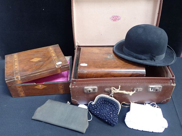 A VINTAGE BOWLER HAT 'LONDON - EXTRA QUALITY'