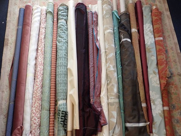 A QUANTITY OF CURTAIN FABRIC