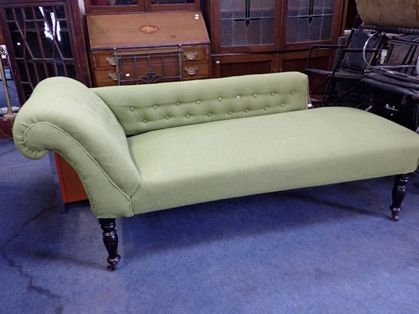 A STAINED BEECH CHAISE LOUNGE