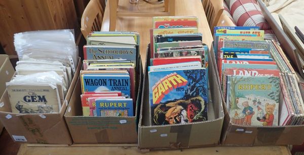 A COLLECTION OF VINTAGE CHILDREN'S ANNUALS