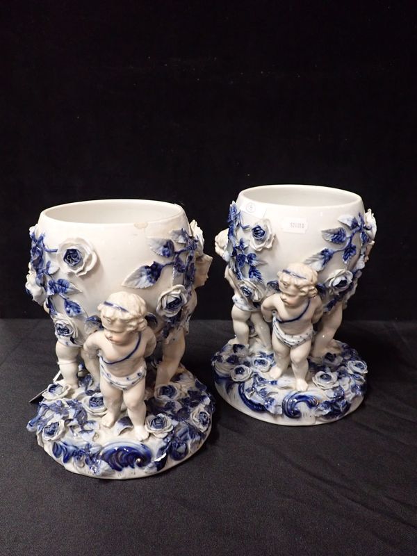 PAIR OF MEISSEN STYLE TABLE CENTRES