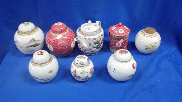 A COLLECTION OF CHINESE GINGER JARS