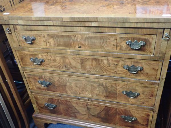 AN EARLY 18TH CENTURY STYLE WALNUT BACHELOR'S CHEST