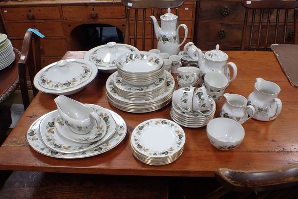 A ROYAL DOULTON 'LARCHMONT' PART DINNER SERVICE