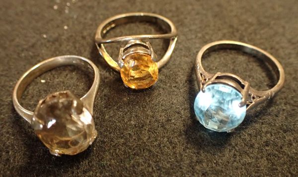 THREE STONE RINGS, TOPAZ, CITRINE