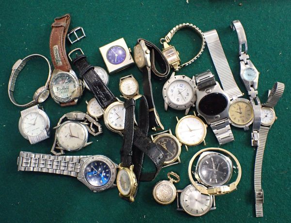 A QUANTITY OF GENTS AND LADIES WATCHES