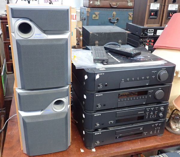 A COLLECTION OF SONY STEREO EQUIPMENT