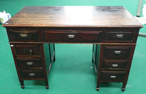 AN EARLY 20TH CENTURY PEDESTAL DESK, POSSIBLY COLONIAL