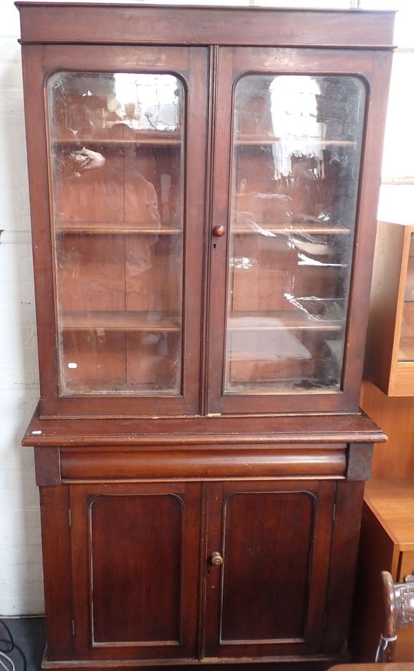 A VICTORIAN MAHOGANY LIBRARY BOOKCASE