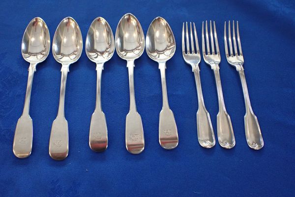 FIVE FIDDLE PATTERN SILVER SPOONS