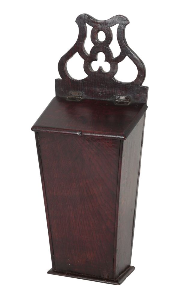 AN 18TH CENTURY OAK CANDLE BOX