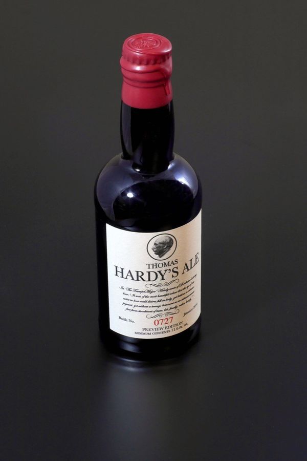 A 33CL BOTTLE OF THOMAS HARDY'S PREVIEW EDITION VINTAGE ALE 2014