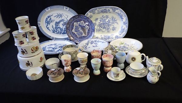 A COLLECTION OF ROYAL WORCESTER EVESHAM WARES