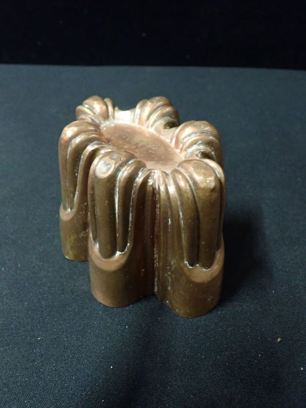 A BENHAM & FROUD COPPER MOULD