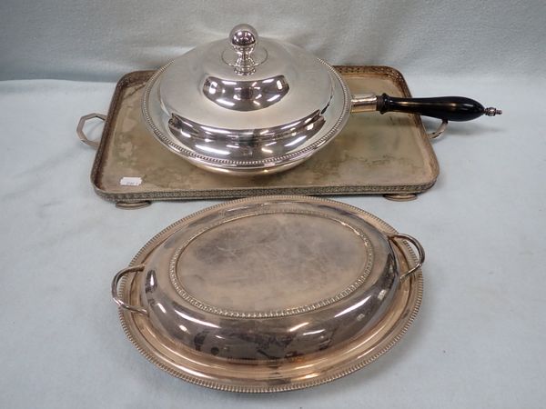 A SILVER-PLATED ENTREE DISH