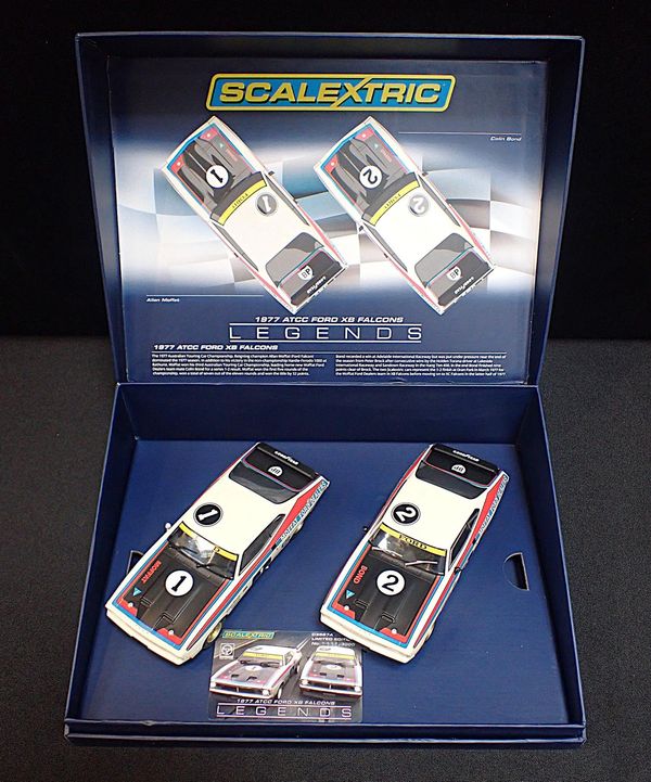 SCALEXTRIC LEGENDS '1977 ATCC FORD XB FALCONS' TWIN SET