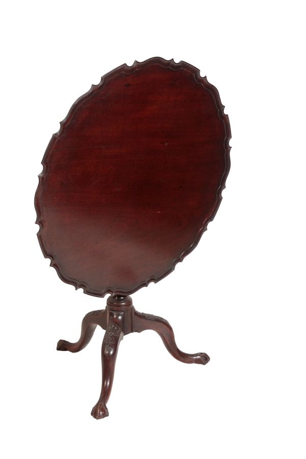 A MAHOGANY OCCASIONAL OR SUPPER TABLE,