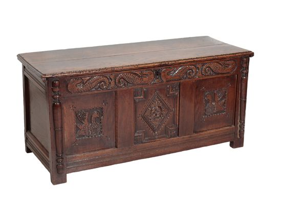 A WELSH OAK COFFER