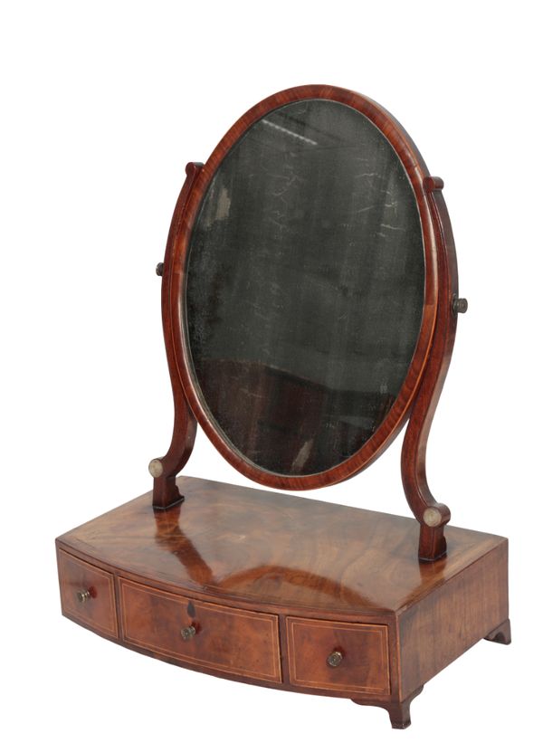 A GEORGE III MAHOGANY DRESSING TABLE MIRROR,