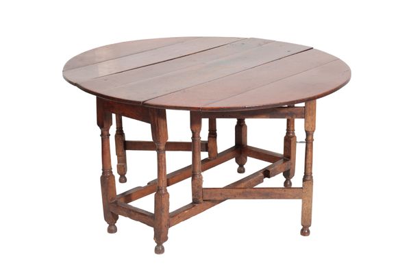 A WILLIAM AND MARY OAK GATELEG TABLE
