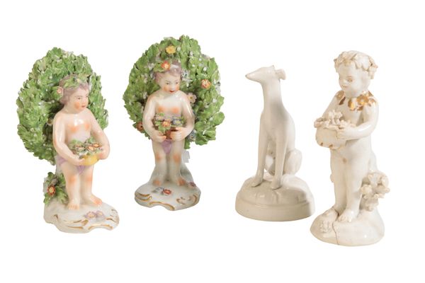PAIR OF CHELSEA STYLE PORCELAIN FIGURES